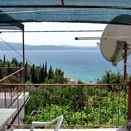 House Antun בית נופש